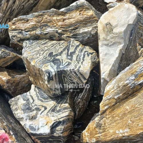 Đá tuyết sơn là một loại đá tự nhiên nổi bật với vẻ đẹp độc đáo