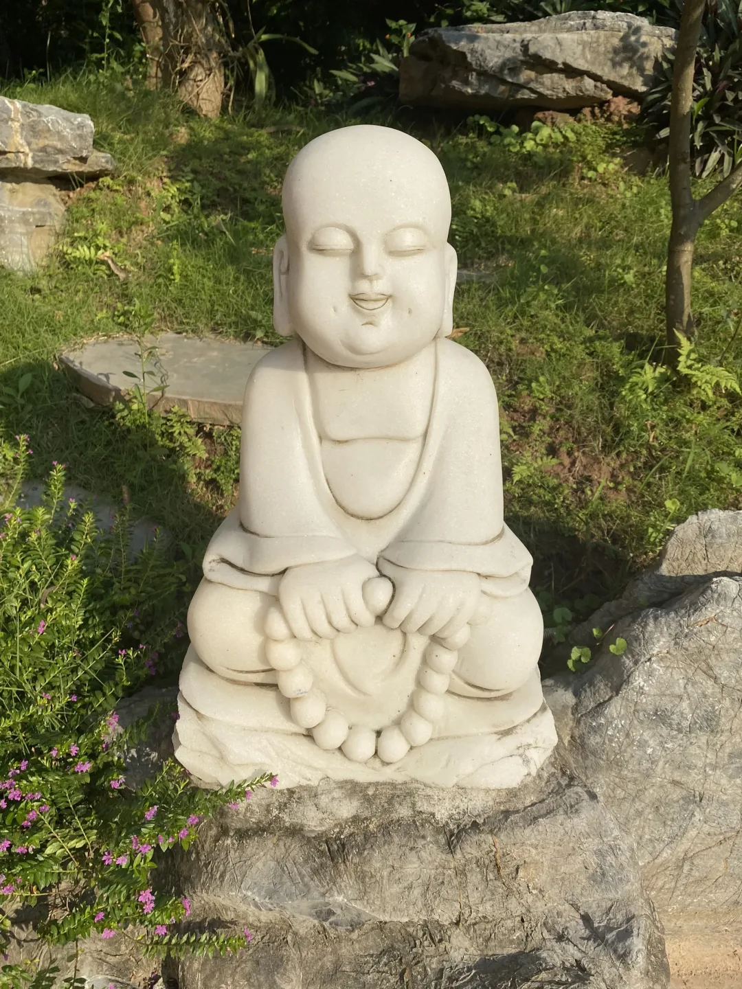 Tượng đá HTB 08